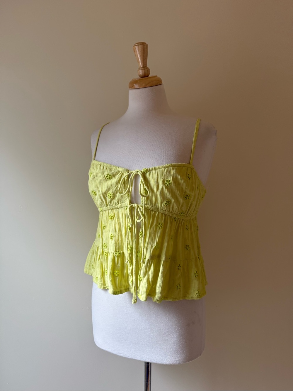 American Eagle Lime Eyelet Tie-Front Babydoll Cami Top XS